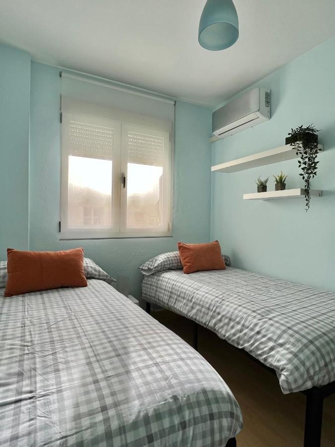 Apartamento Y Parking อาร์มิลญา ภายนอก รูปภาพ